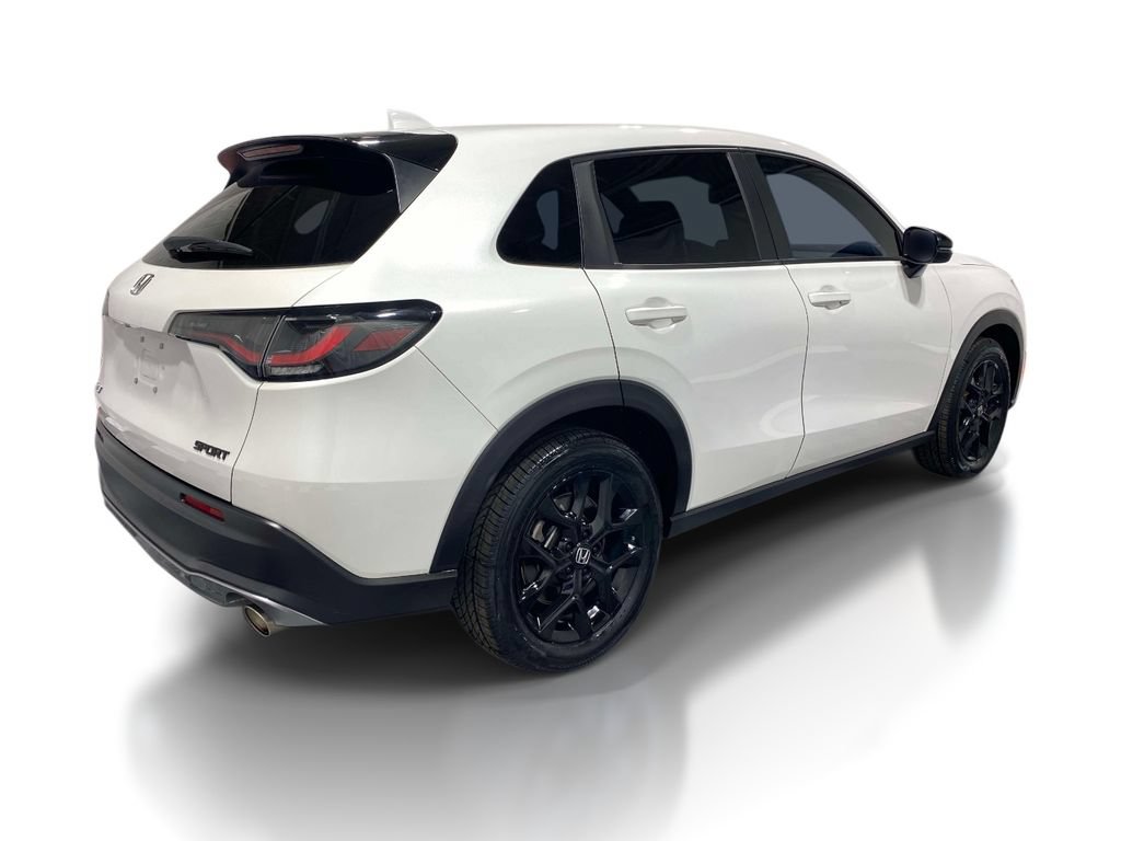 Used 2025 Honda HR-V Sport image 4