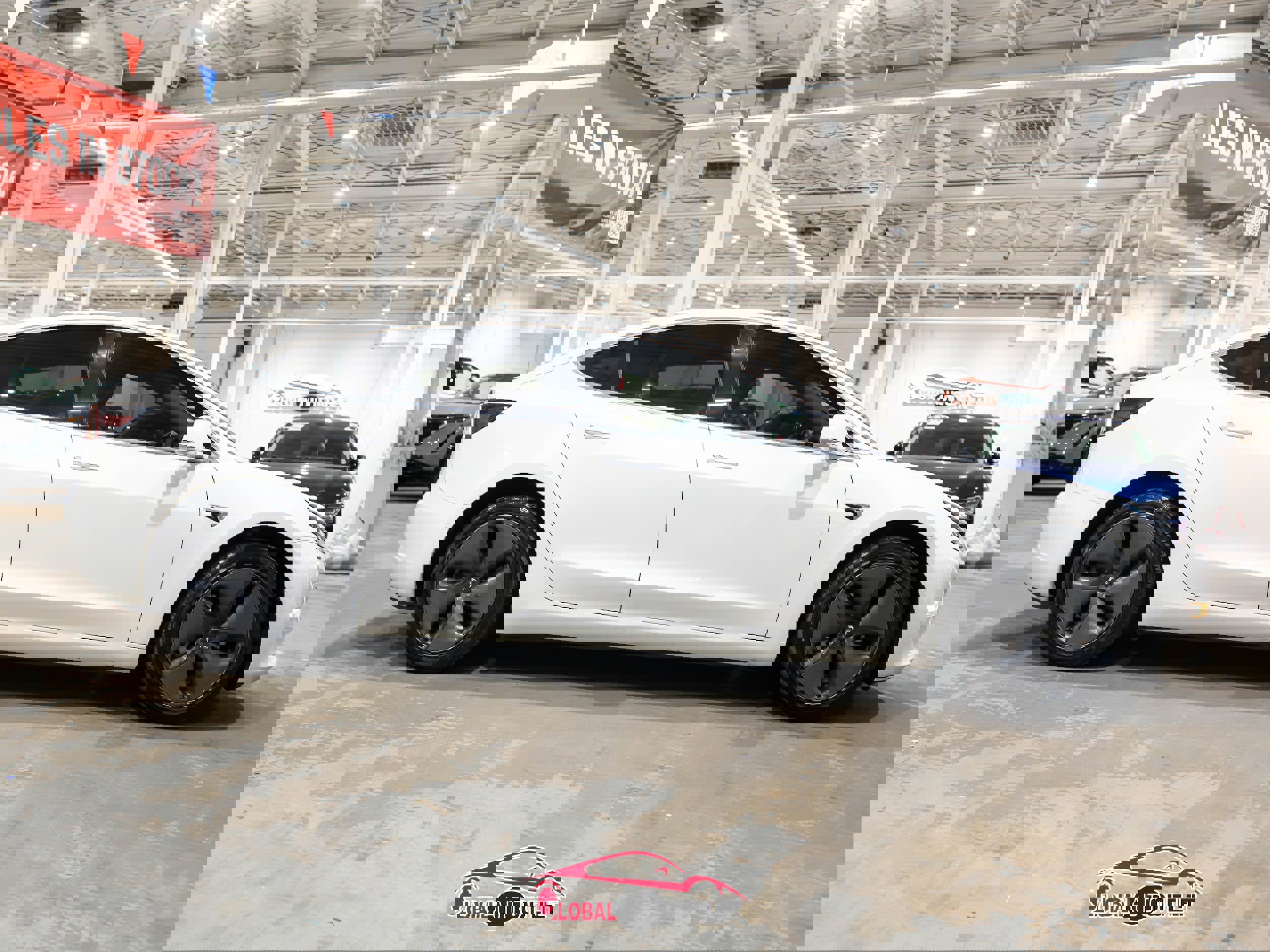 Used 2019 Tesla Model 3 Standard Range Plus image 8