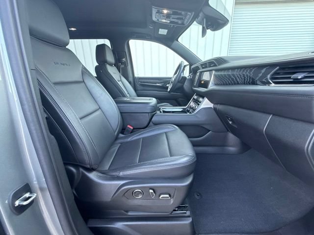 Certified 2023 GMC Yukon Denali RWD image 23