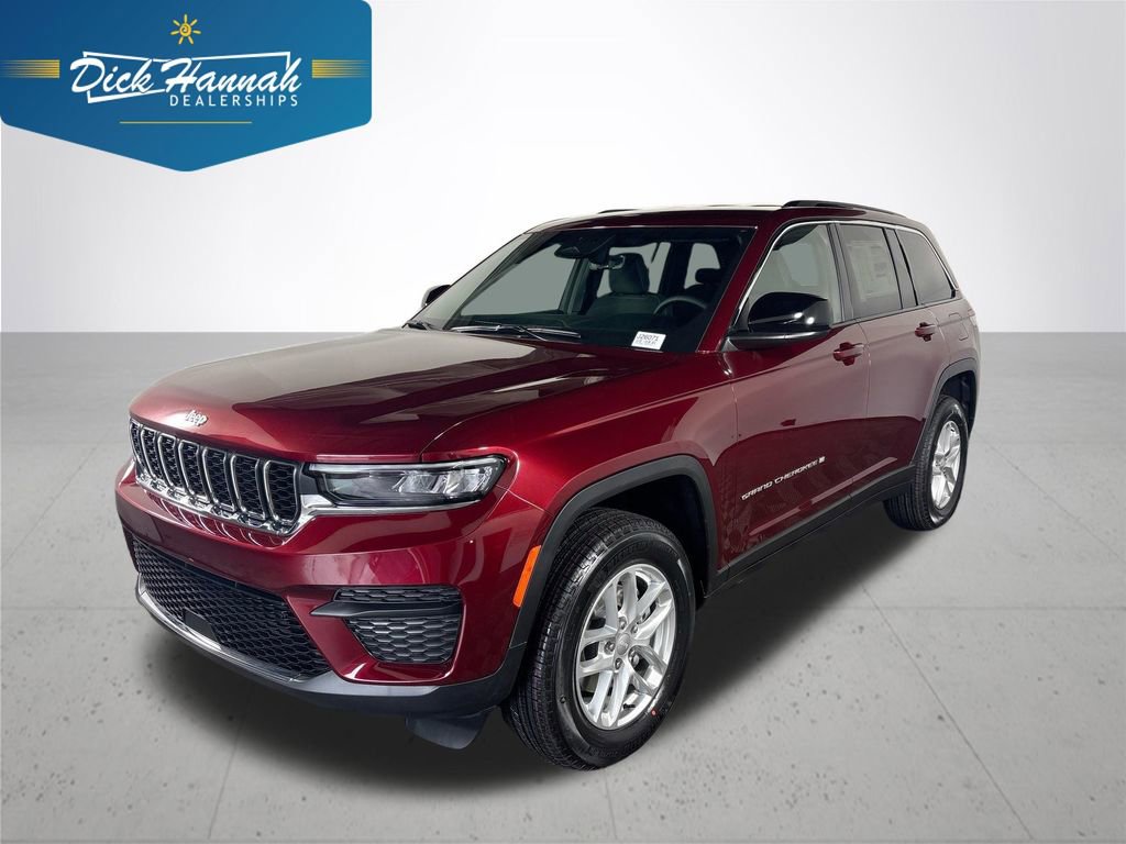 New 2026 Jeep Grand Cherokee Laredo AWD/4WD image 1