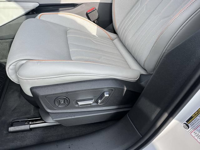 Used 2024 Audi Q8 e-tron Prestige w/ Prestige Package AWD/4WD image 22