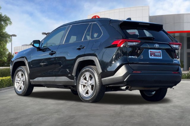 Certified 2025 Toyota RAV4 XLE AWD/4WD image 7