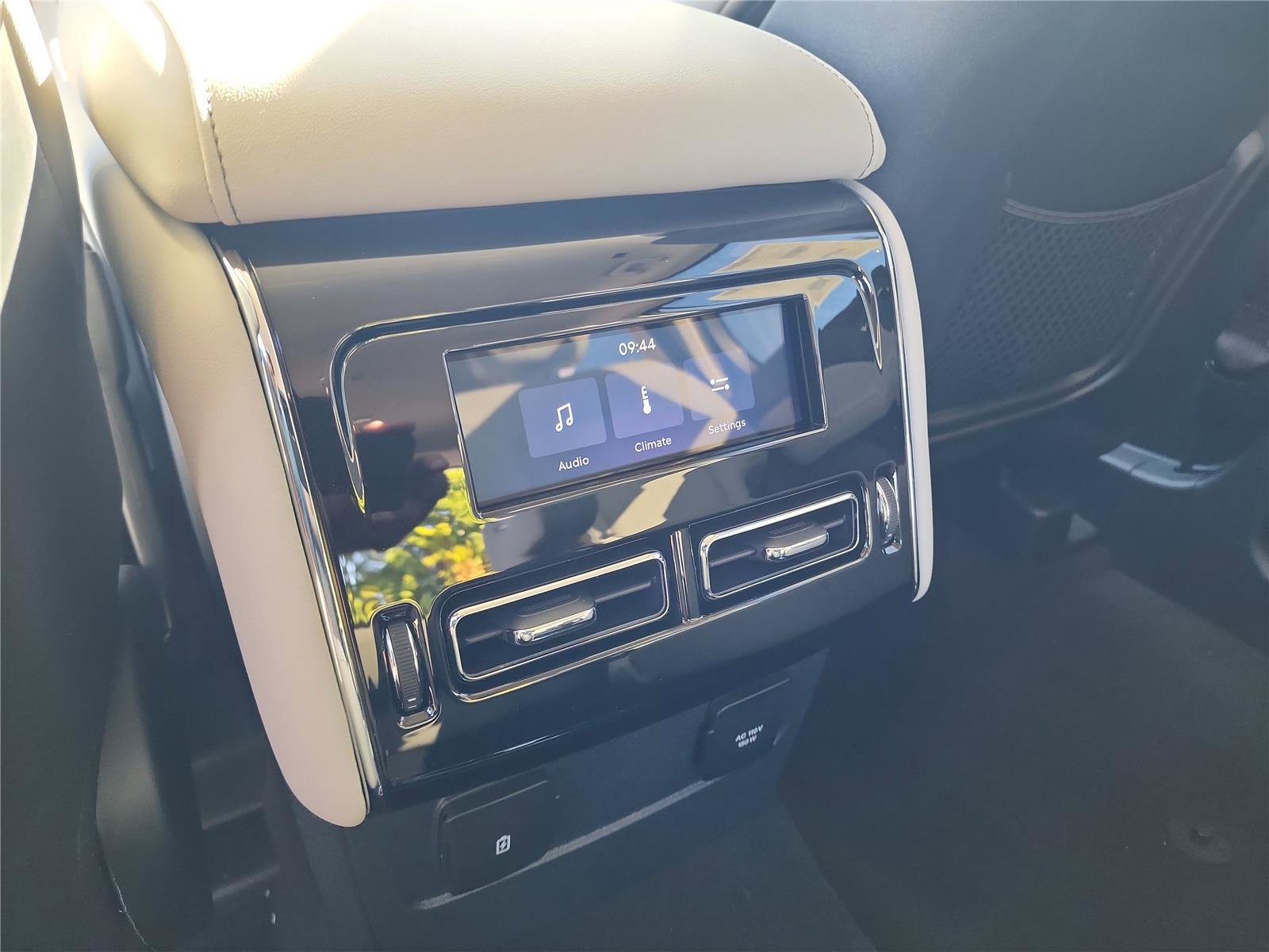 New 2026 Lincoln Aviator 2WD image 22