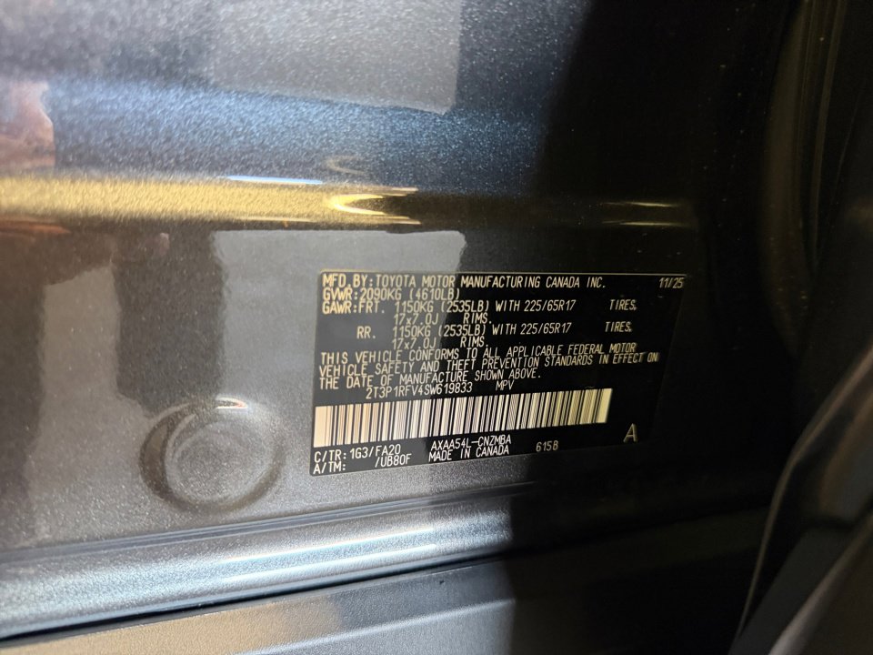 Used 2025 Toyota RAV4 XLE w/ Convenience Package AWD/4WD image 39