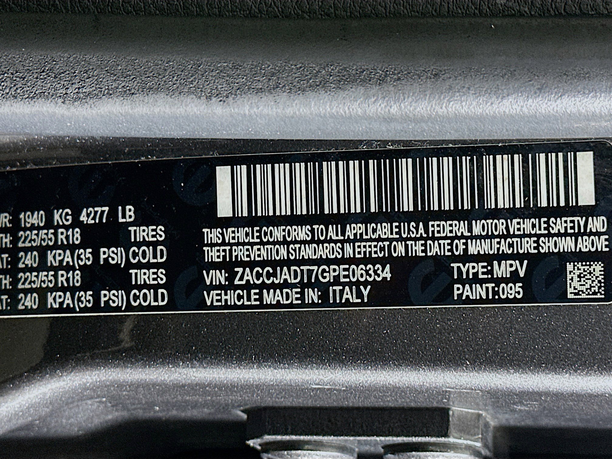 Used 2016 Jeep Renegade Limited FWD image 12