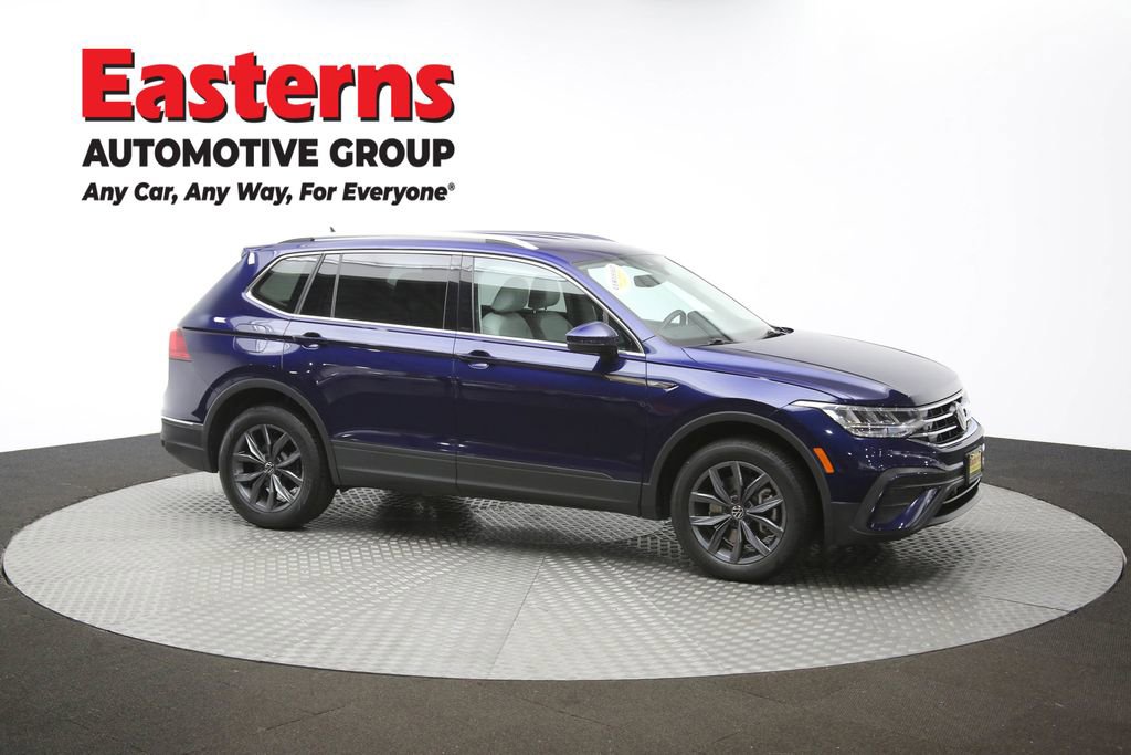 Used 2022 Volkswagen Tiguan SE image 45