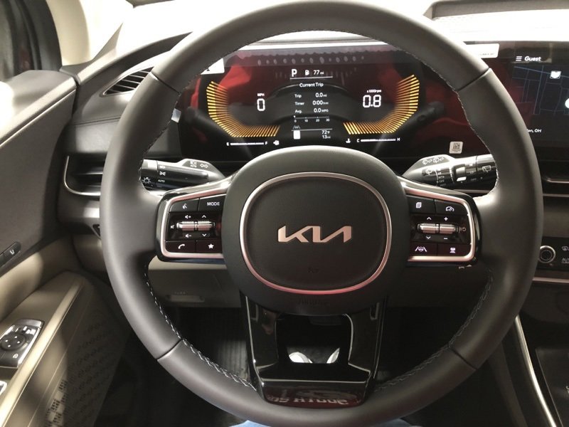 New 2026 Kia Carnival EX image 27