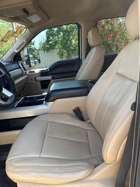 Used 2020 Ford F350 Lariat w/ Lariat Value Package AWD/4WD image 18