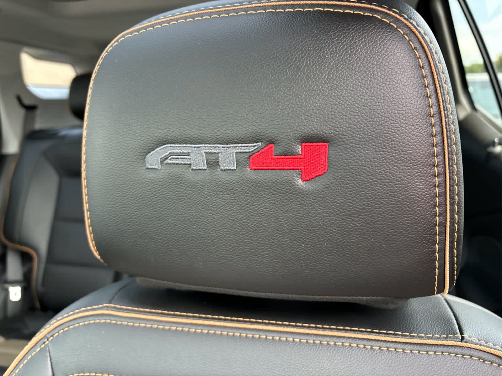 Certified 2024 GMC Terrain AT4 AWD/4WD image 9