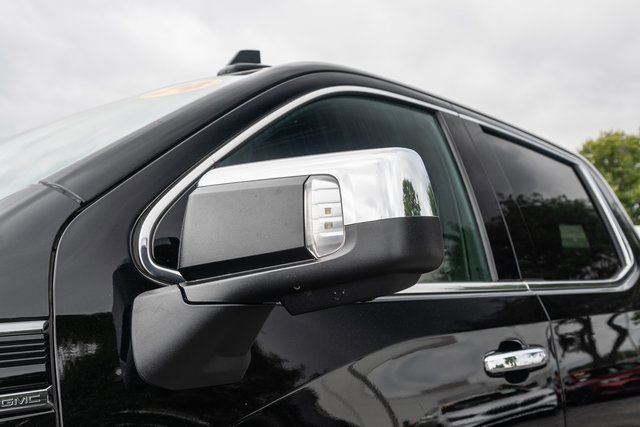 Used 2024 GMC Sierra 1500 Denali Ultimate image 15
