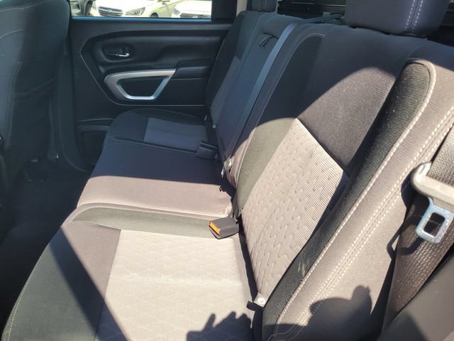 Used 2021 Nissan Titan SV w/ SV Convenience Package AWD/4WD image 15