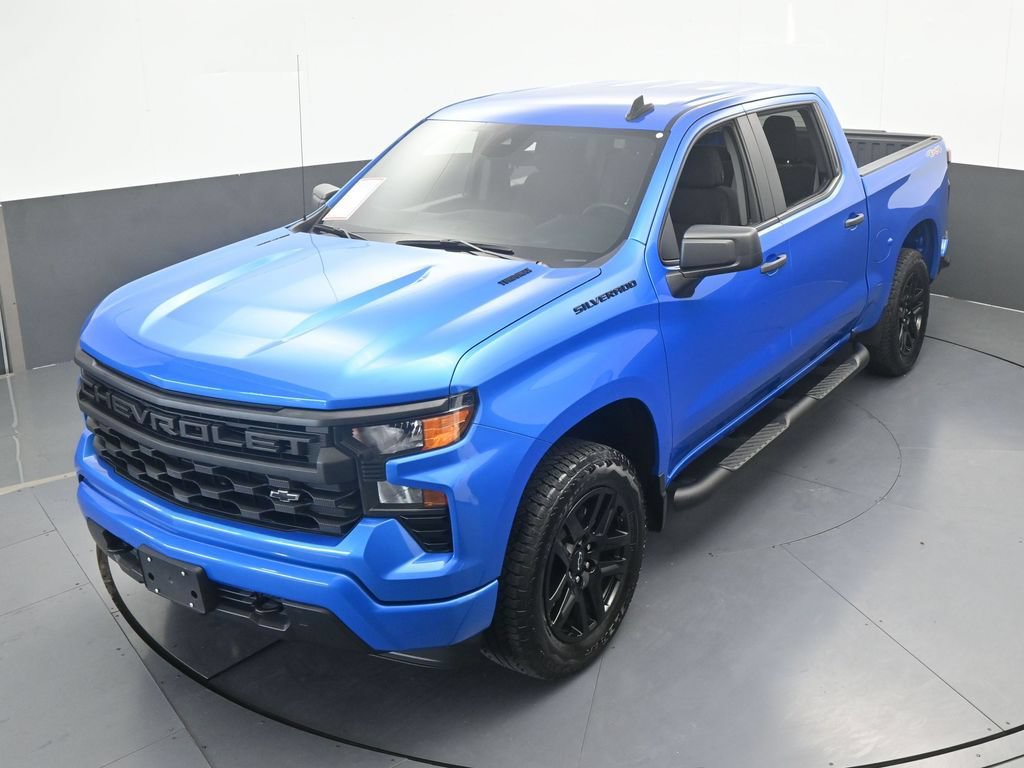 Used 2025 Chevrolet Silverado 1500 Custom w/ Turbomax Blackout Package AWD/4WD image 40