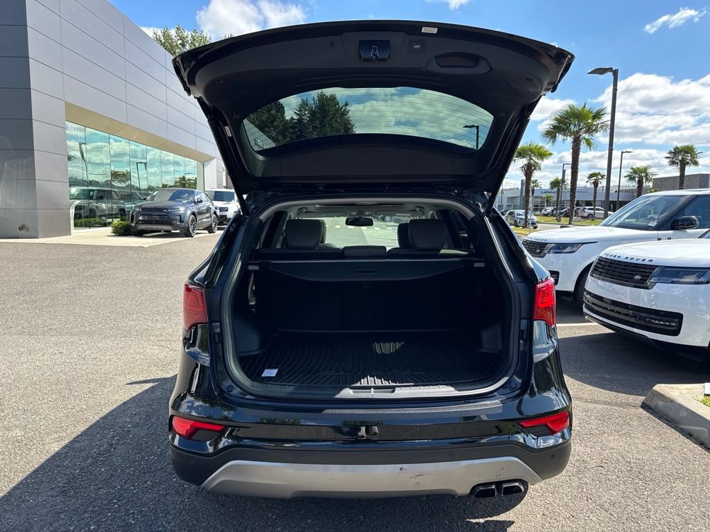 Used 2017 Hyundai Santa Fe Sport w/ Cargo Package AWD/4WD image 17