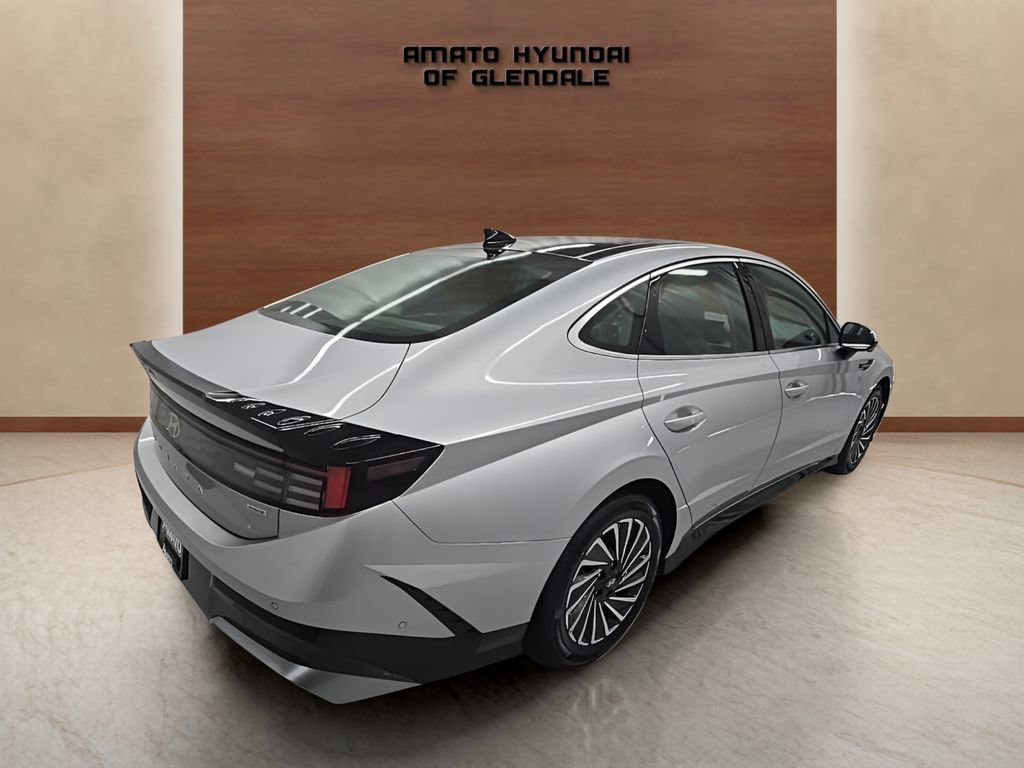 Certified 2024 Hyundai Sonata Limited FWD image 7