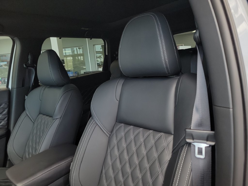 New 2026 Nissan Rogue Platinum AWD/4WD image 25
