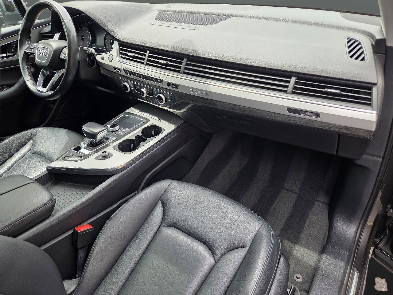 Used 2018 Audi Q7 2.0T Premium Plus w/ Premium Plus Package AWD/4WD image 17