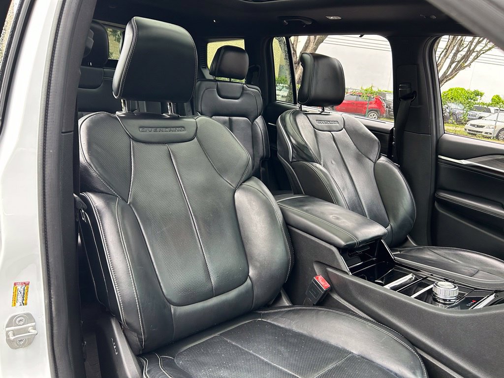 Used 2021 Jeep Grand Cherokee L Overland w/ Luxury Tech Group IV RWD image 46
