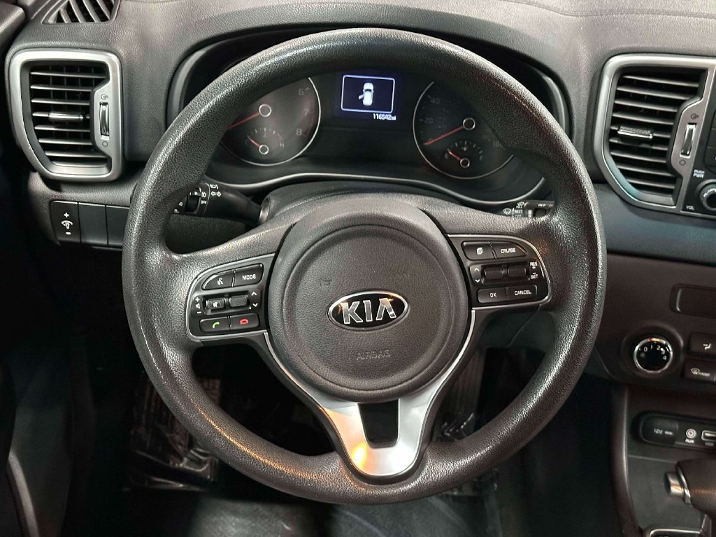 Used 2019 Kia Sportage LX AWD/4WD image 11