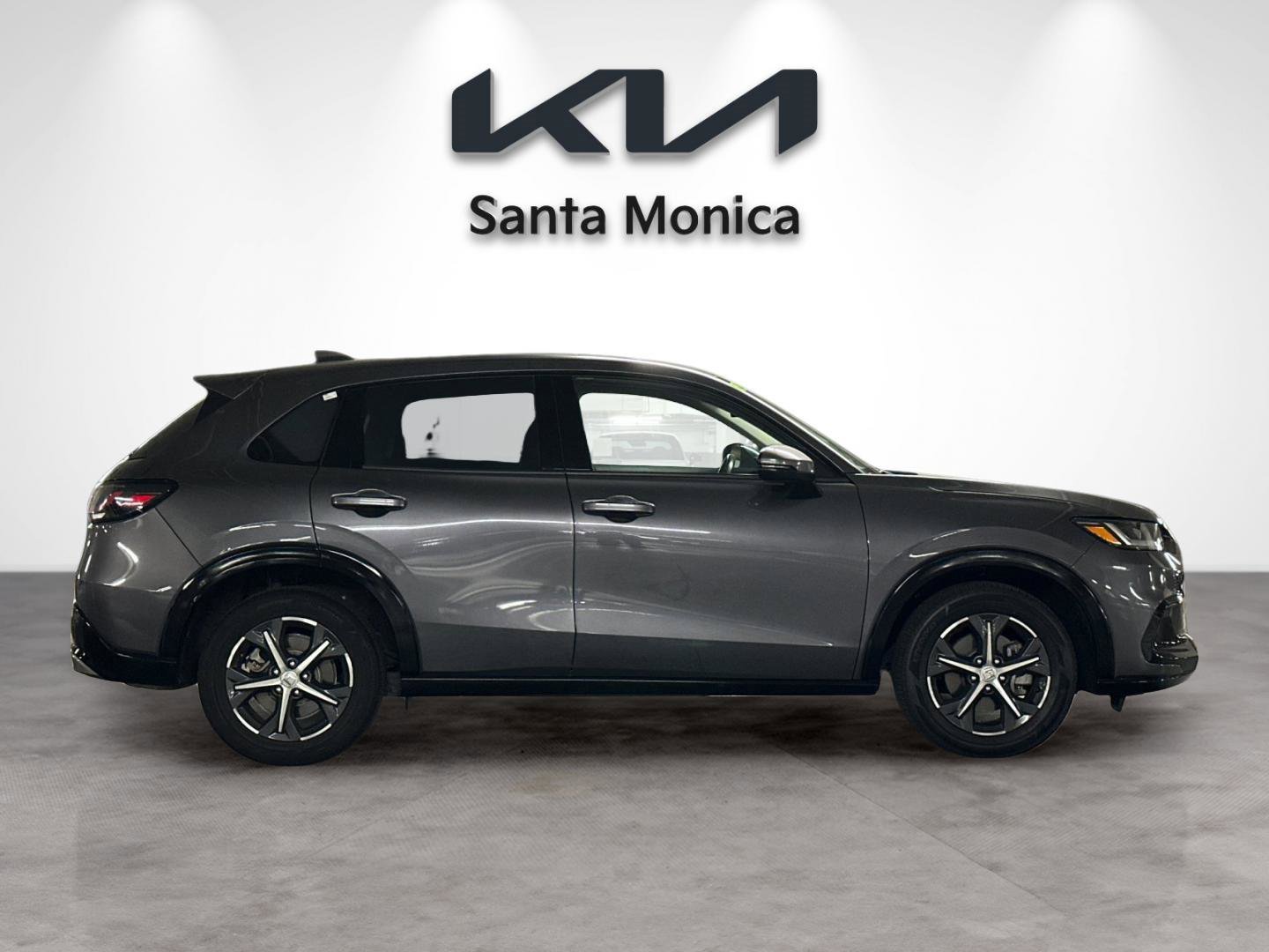Used 2023 Honda HR-V EX-L image 6