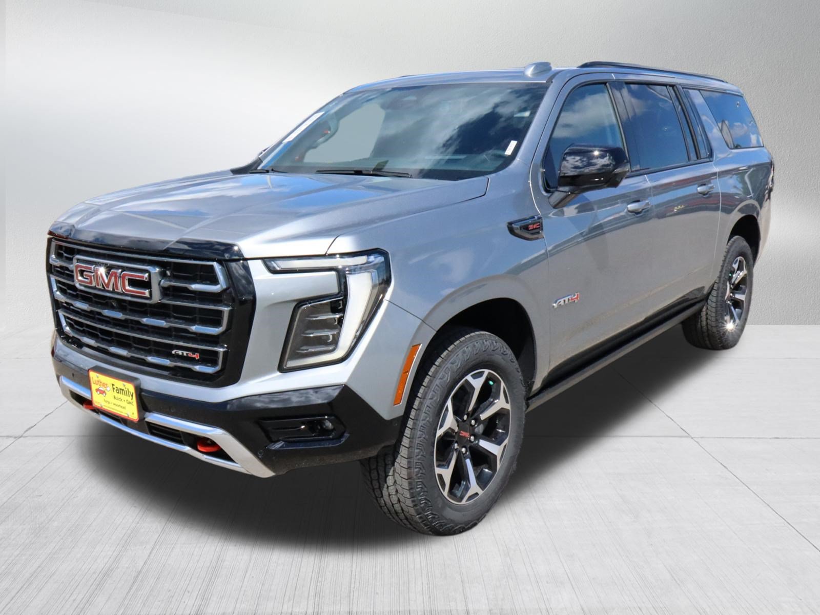 New 2026 GMC Yukon XL AT4 w/ AT4 Premium Package AWD/4WD image 3