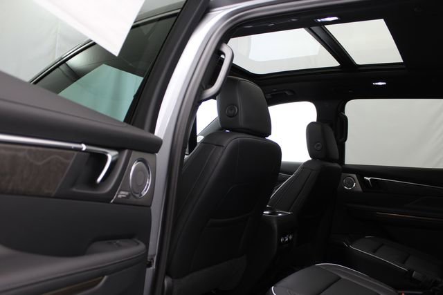 New 2026 Buick Enclave Avenir w/ Super Cruise Package image 26