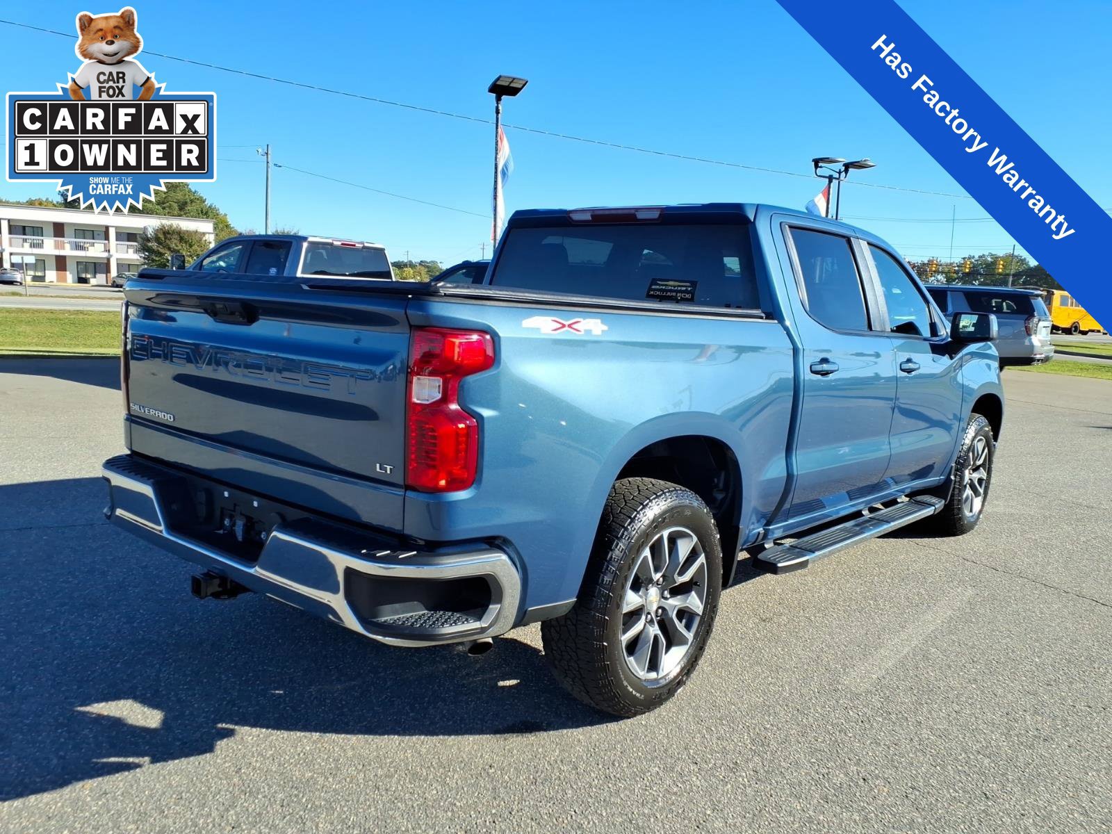 Used 2024 Chevrolet Silverado 1500 LT AWD/4WD image 5