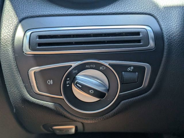 Used 2019 Mercedes-Benz C 300 Sedan w/ Premium Package image 21