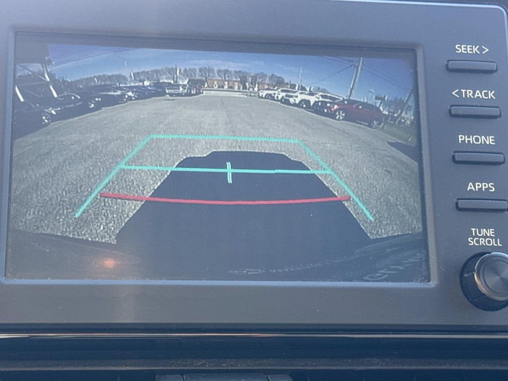 Used 2019 Toyota RAV4 LE image 27