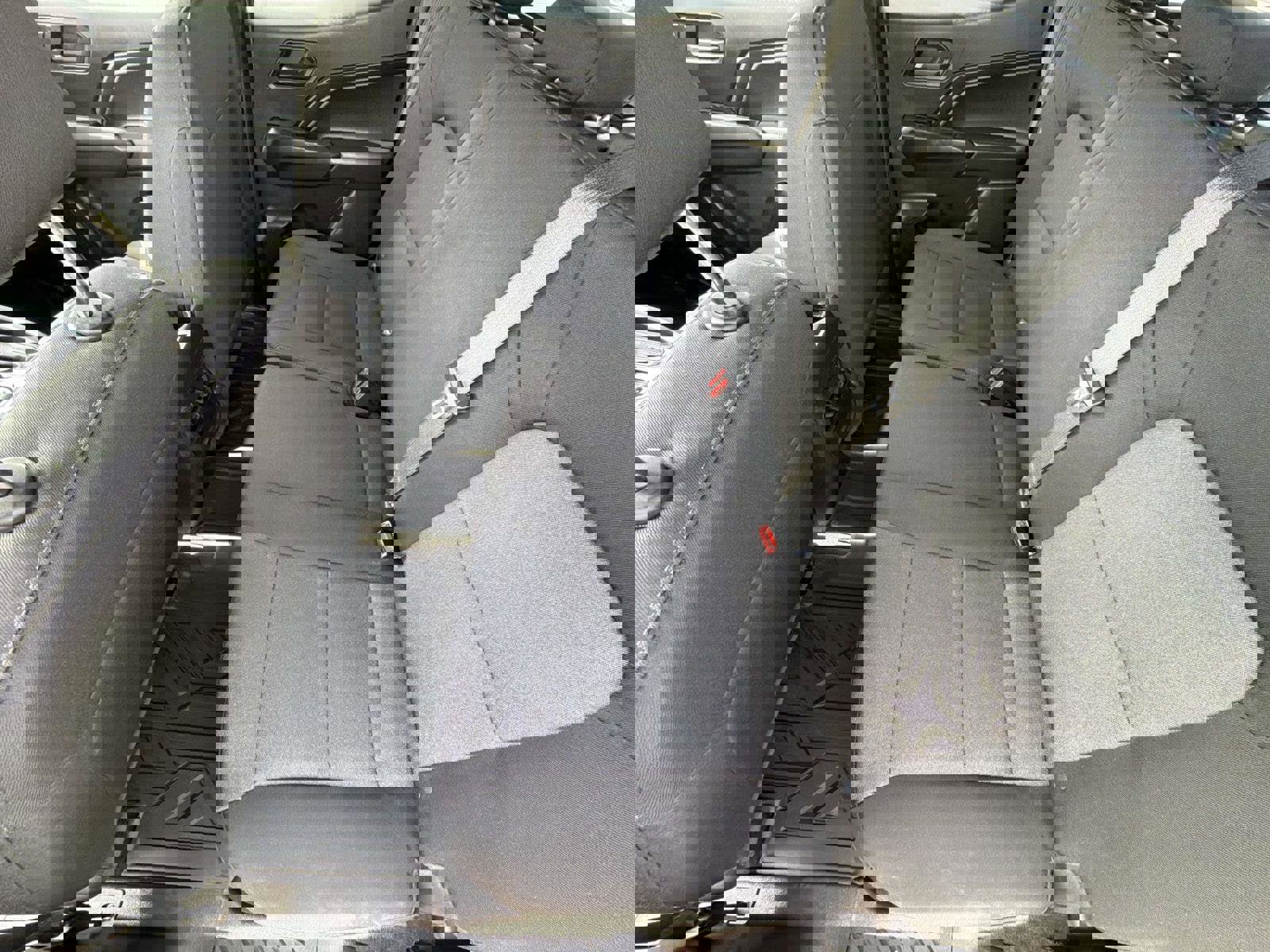 Certified 2024 Chevrolet Colorado W/T w/ WT Convenience Package II image 4