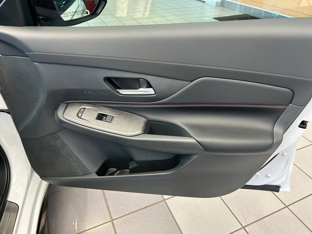 New 2026 Nissan Sentra SR w/ Floor Mat Package FWD image 39