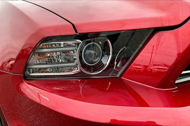 Used 2014 Ford Mustang GT Premium image 28