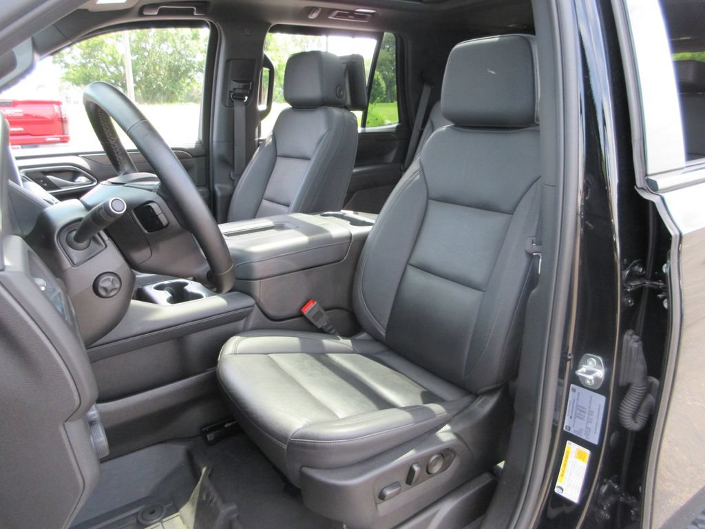 Certified 2023 Chevrolet Tahoe Z71 w/ Luxury Package AWD/4WD image 20