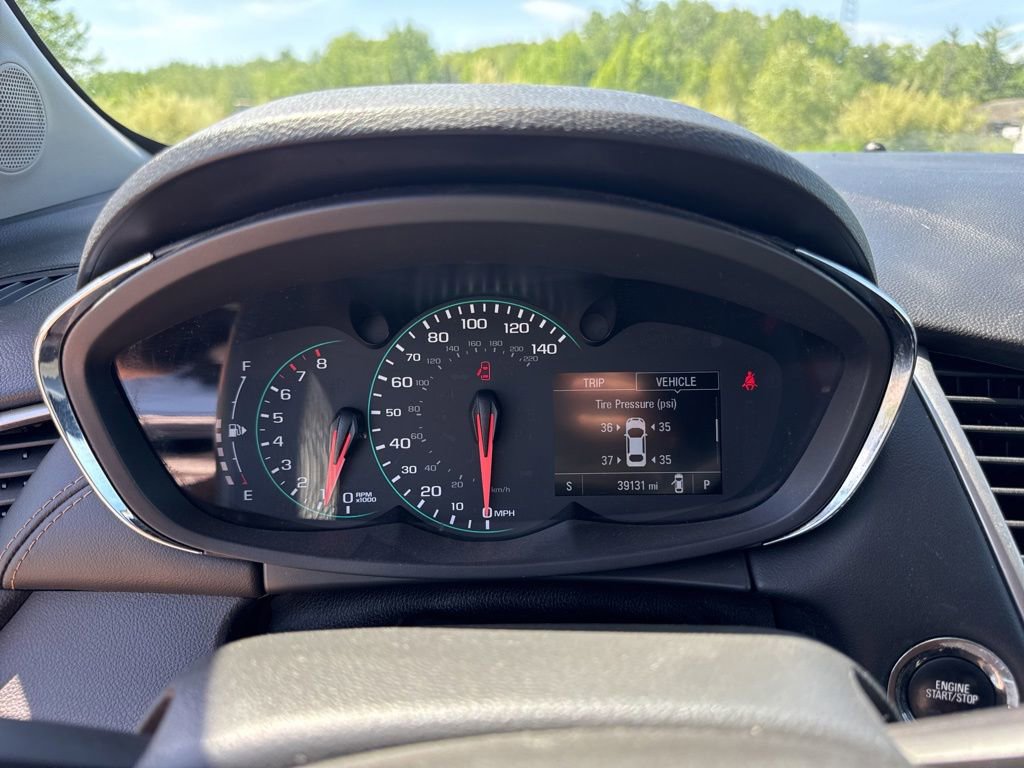 Used 2021 Chevrolet Trax LT w/ Driver Confidence Package FWD image 21