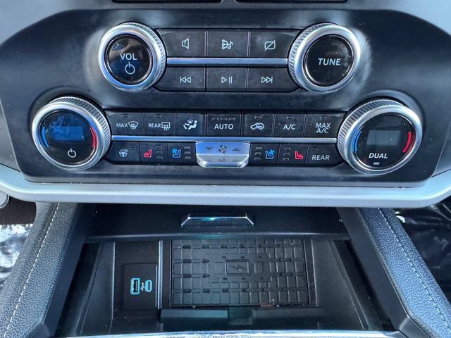 Used 2023 Ford Expedition XLT AWD/4WD image 29