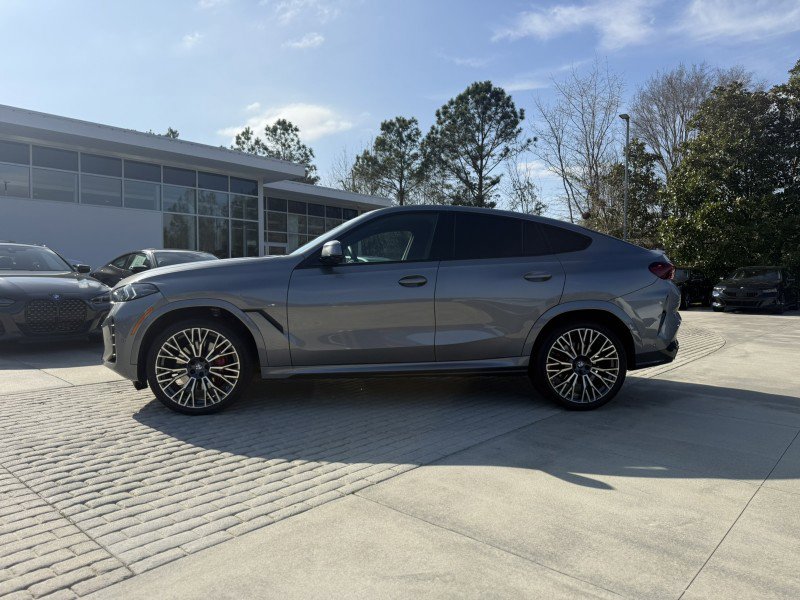 Certified 2024 BMW X6 xDrive40i w/ M Sport Professional Package image 3