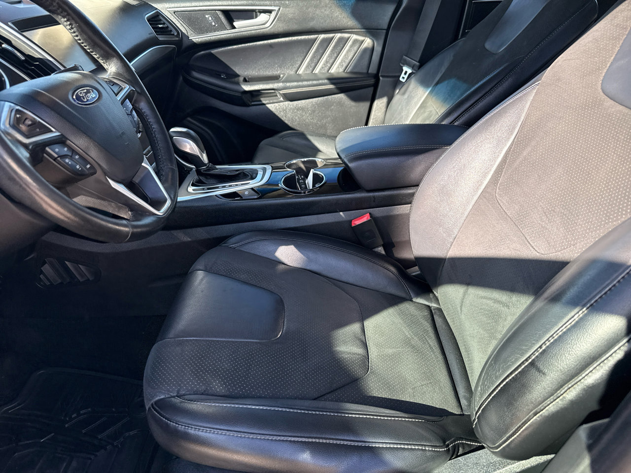 Used 2015 Ford Edge Sport w/ Equipment Group 401A FWD image 12