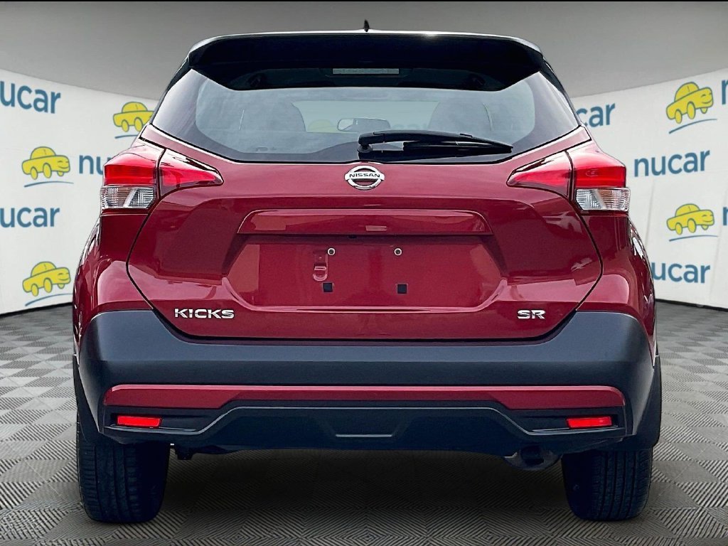 Used 2019 Nissan Kicks SR FWD image 5