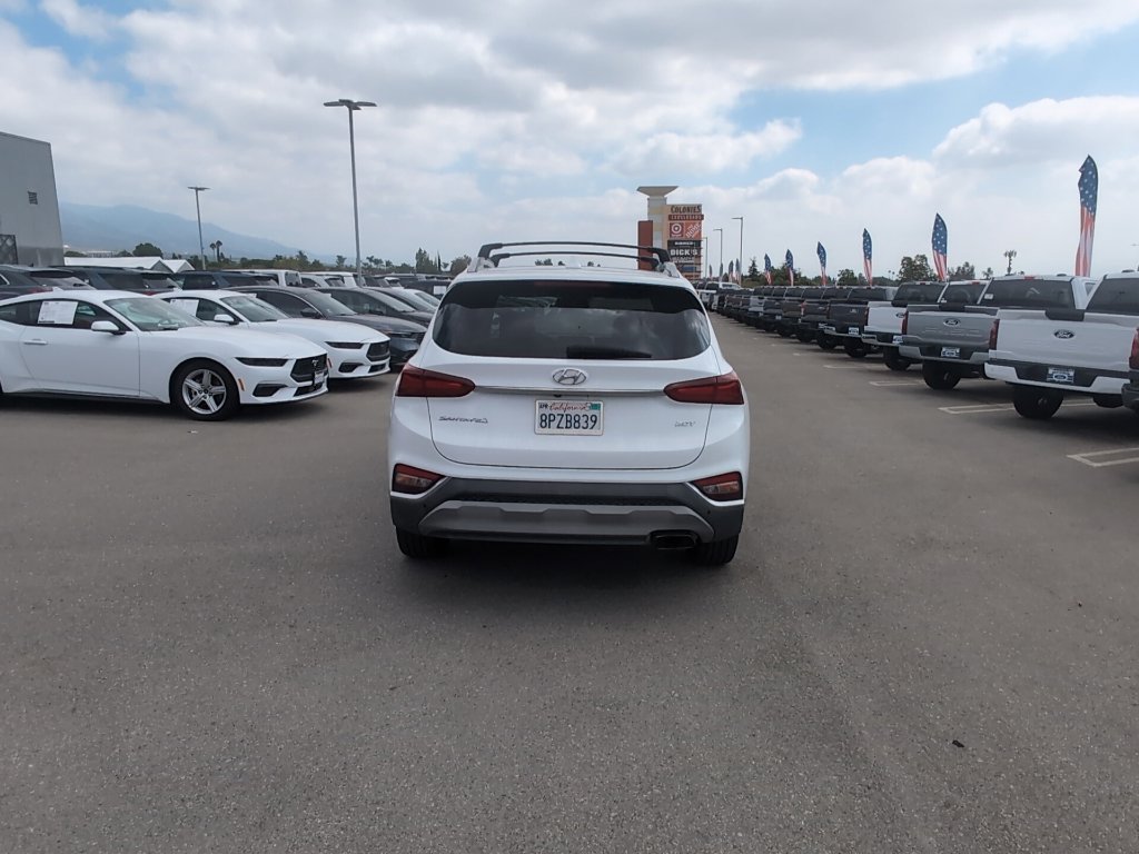 Used 2020 Hyundai Santa Fe SEL FWD image 10