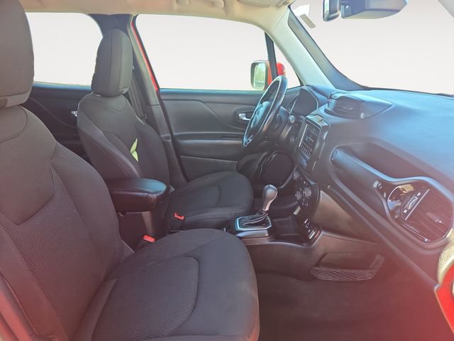 Used 2018 Jeep Renegade Altitude image 15