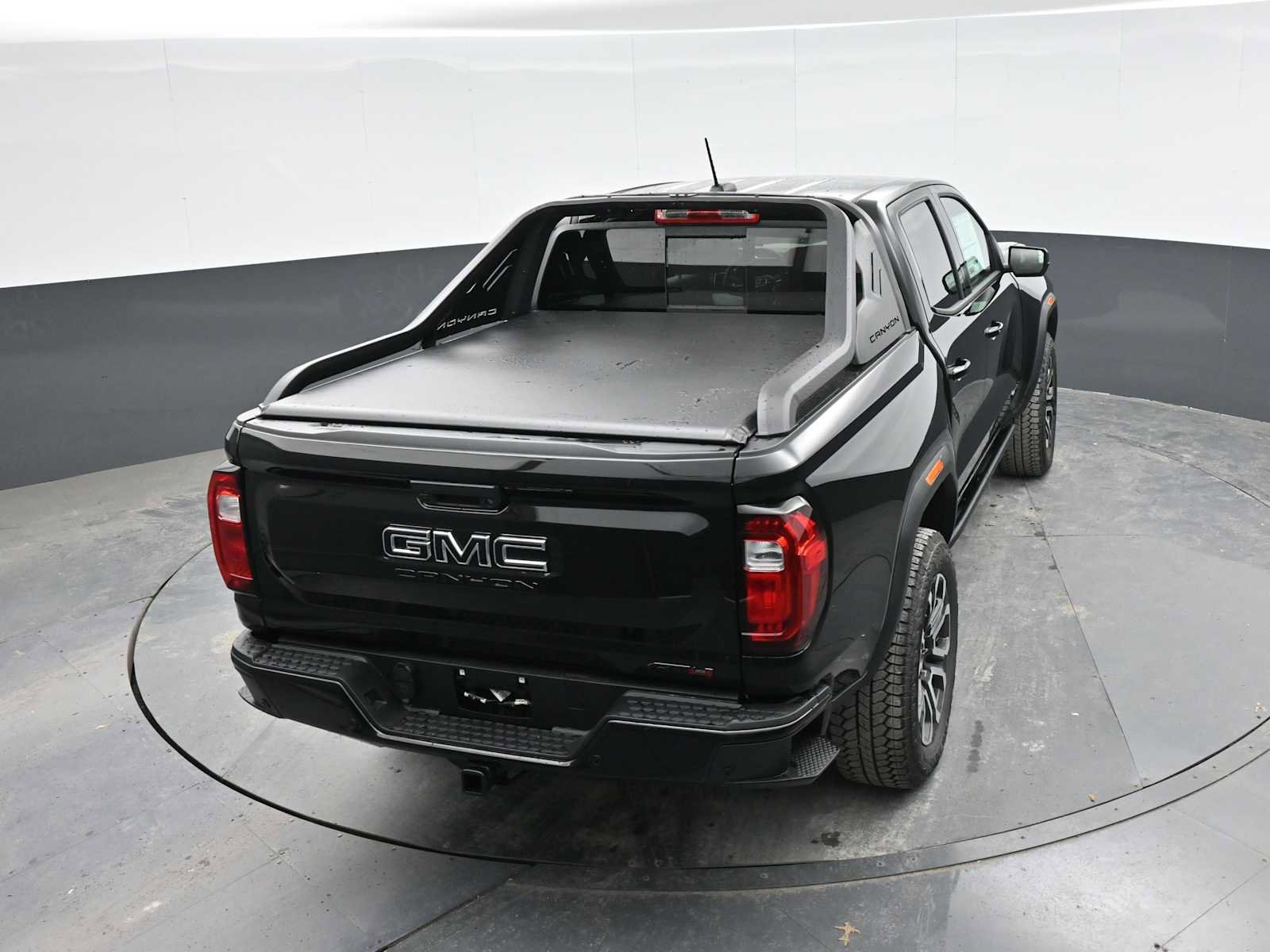 New 2025 GMC Canyon AT4 w/ Nightfall Edition image 36