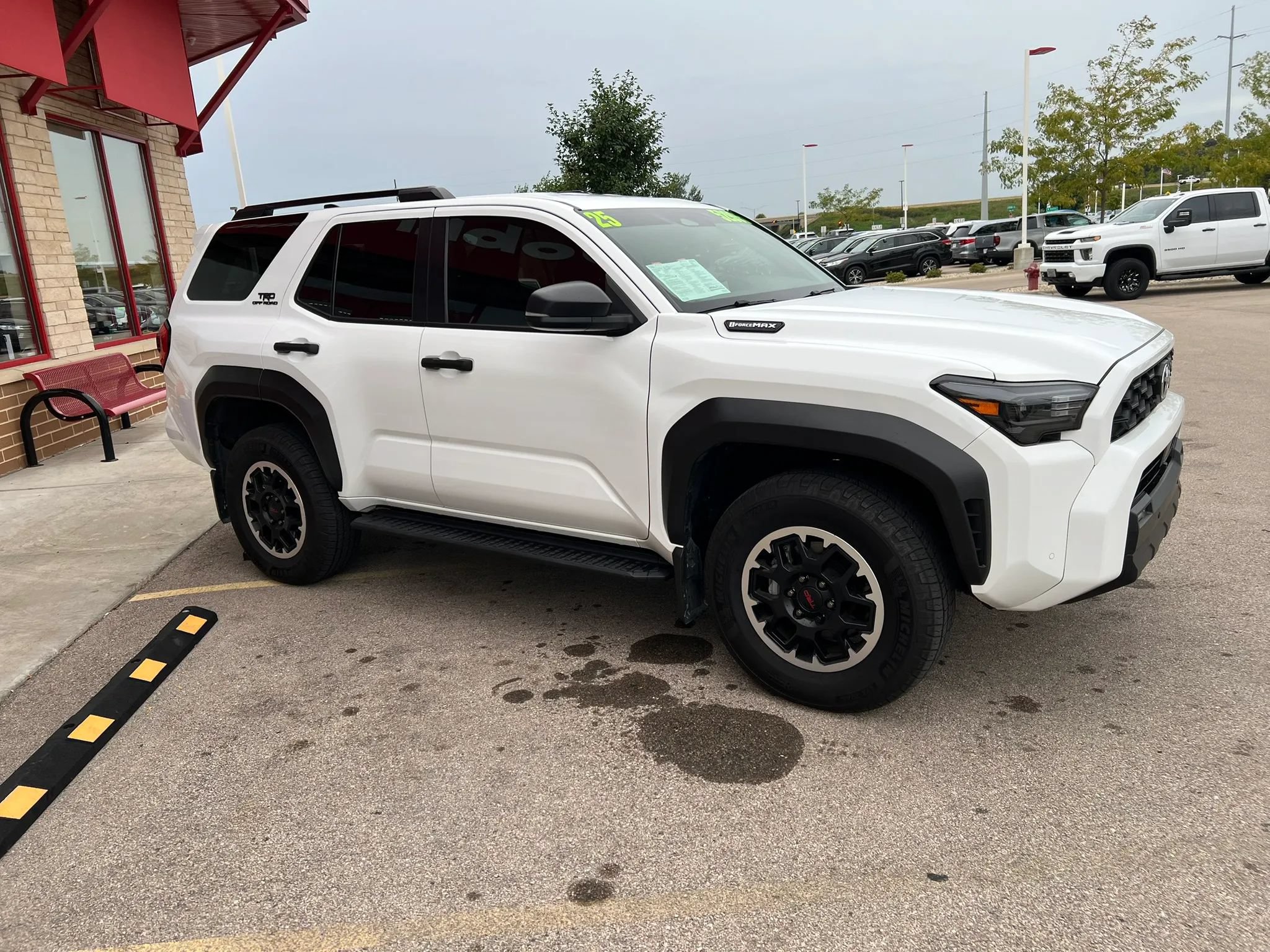 Used 2025 Toyota 4Runner TRD Off-Road AWD/4WD image 3