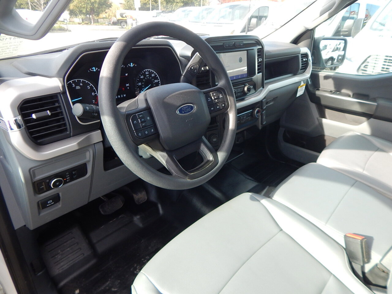 Used 2023 Ford F150 XL image 2