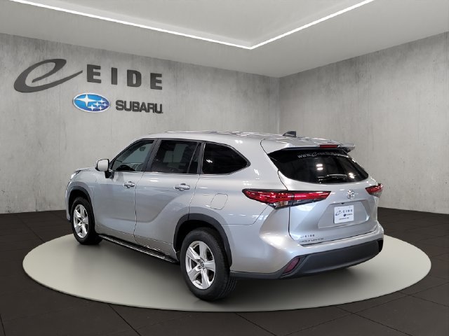Used 2023 Toyota Highlander L FWD image 10