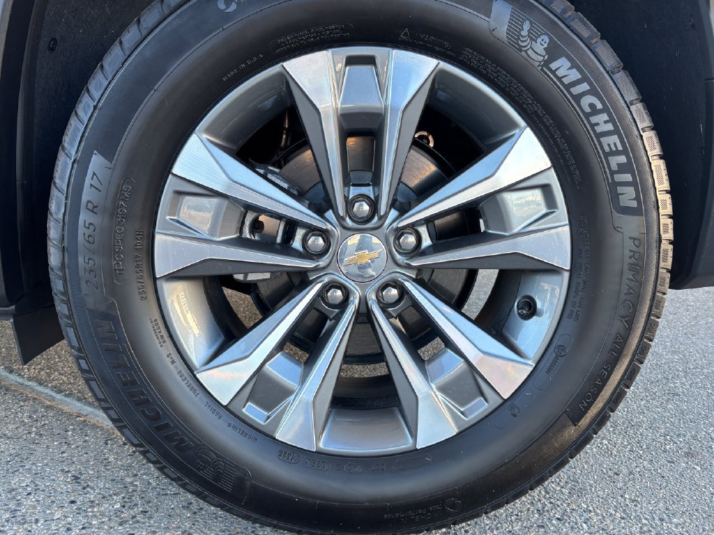 Used 2026 Chevrolet Equinox LT AWD/4WD image 30