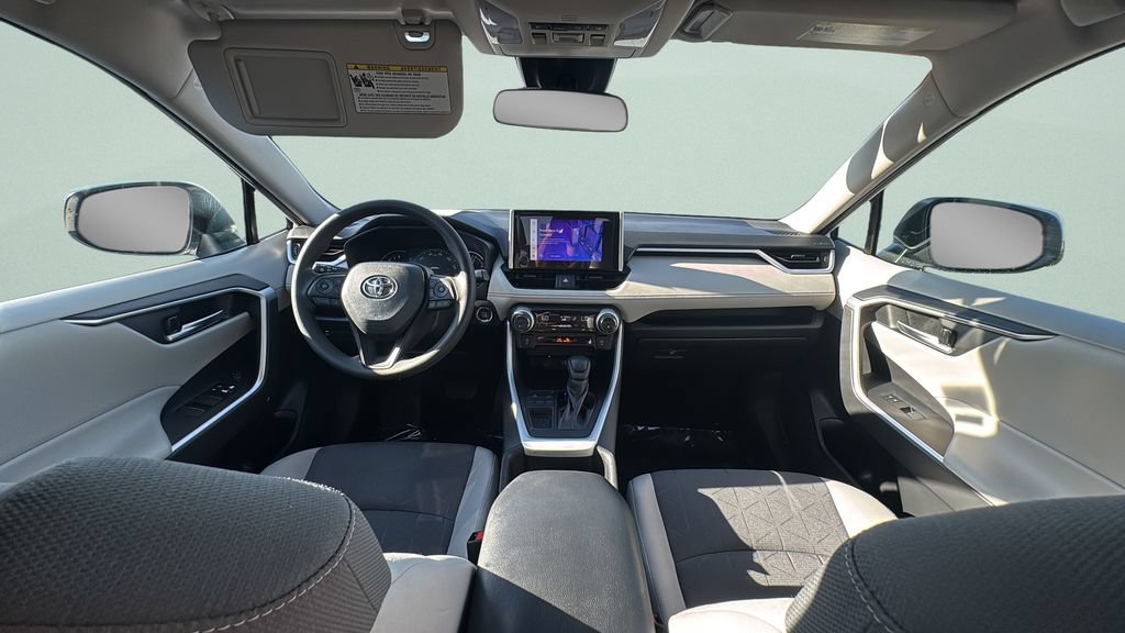 Used 2023 Toyota RAV4 XLE w/ Convenience Package FWD image 11