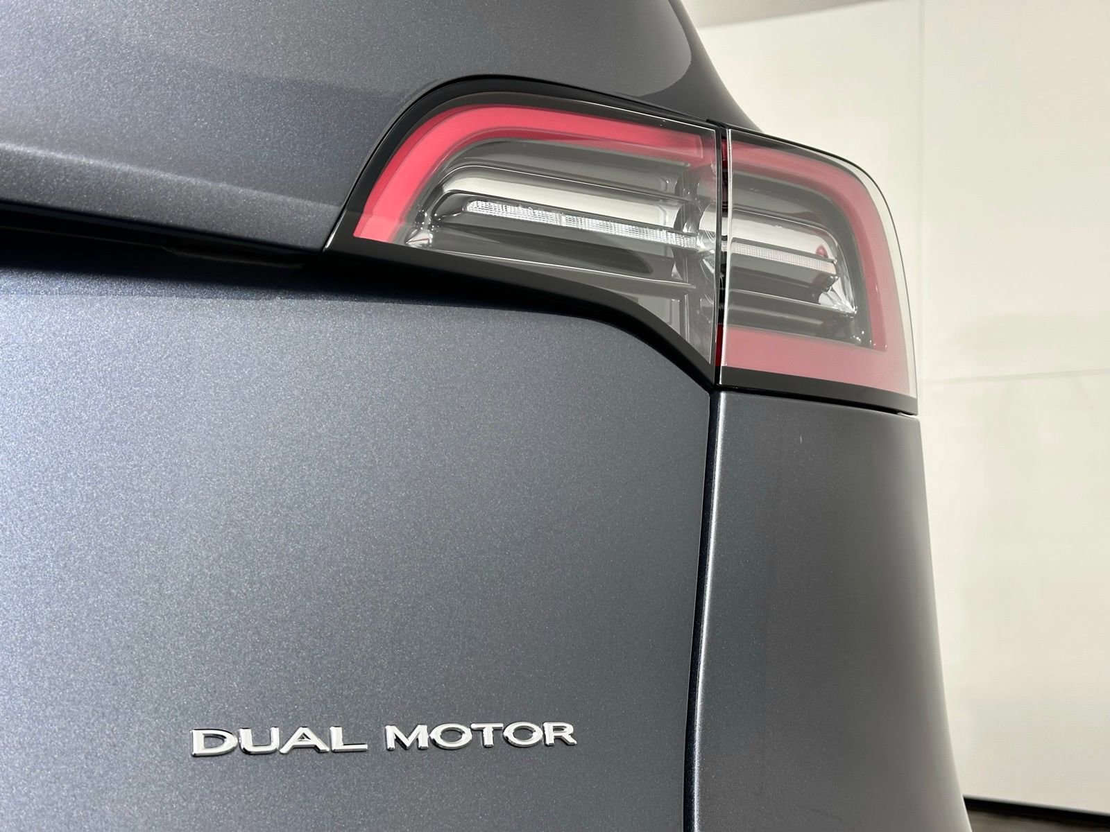 Used 2023 Tesla Model Y Long Range image 13