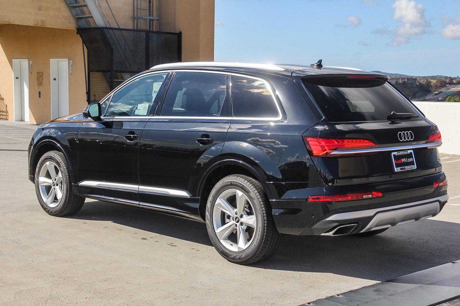 New 2025 Audi Q7 3.0T Premium image 6