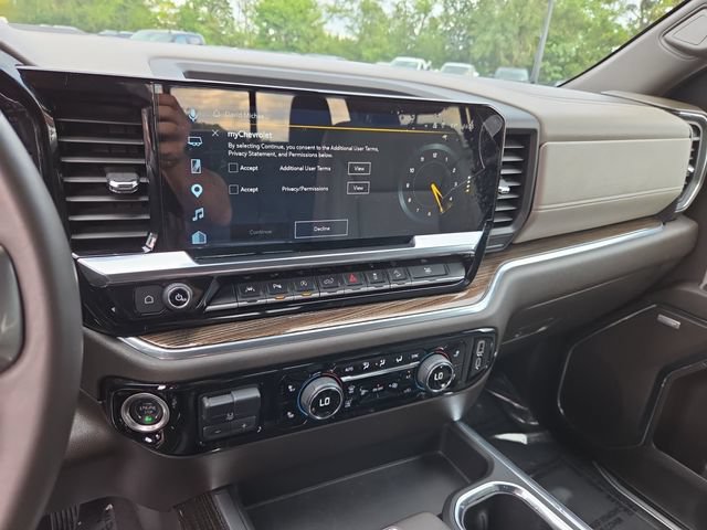 Certified 2025 Chevrolet Silverado 1500 LT Trail Boss w/ LT Trail Boss Premium Package AWD/4WD image 15