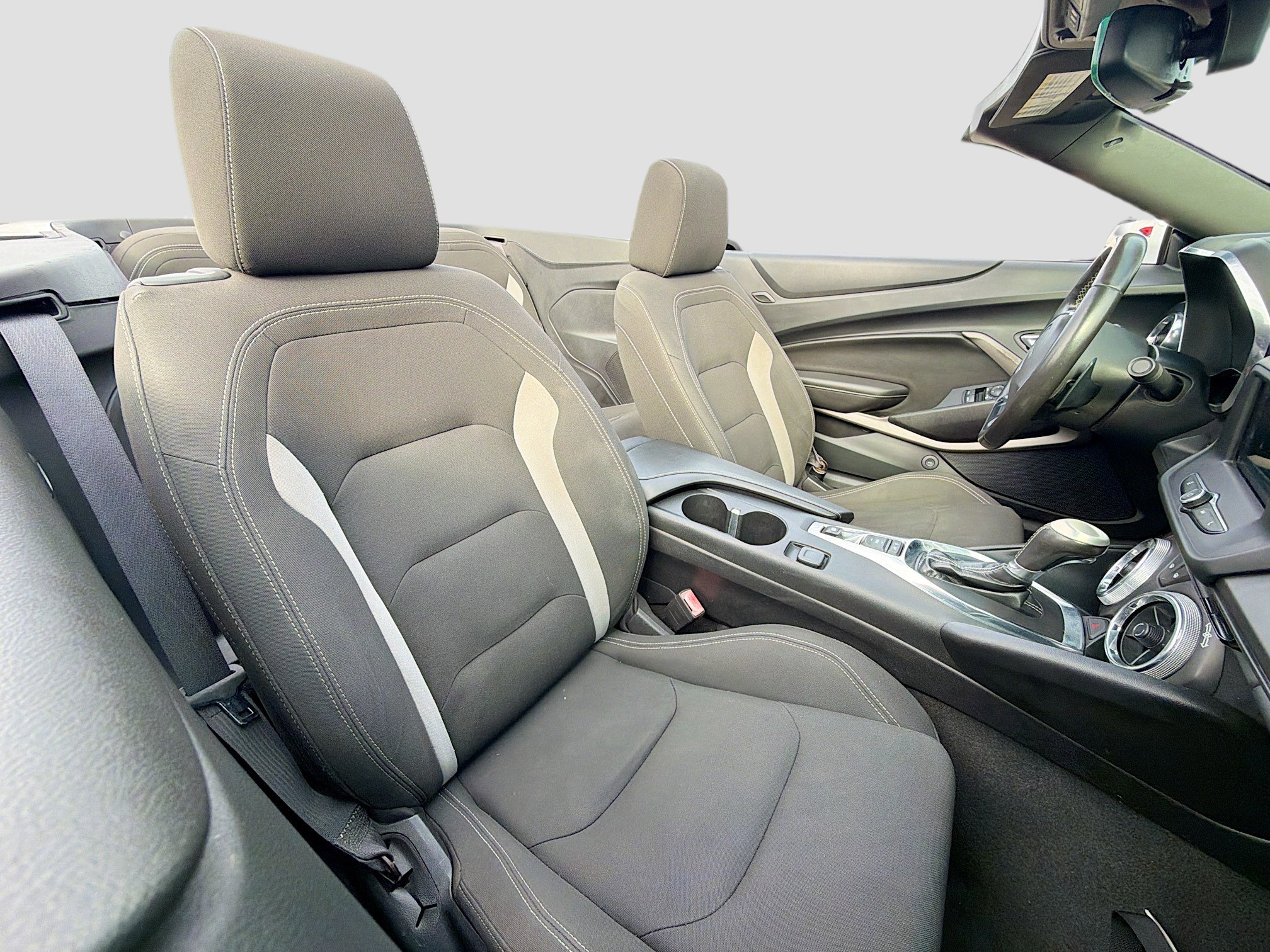 Used 2020 Chevrolet Camaro LT image 14