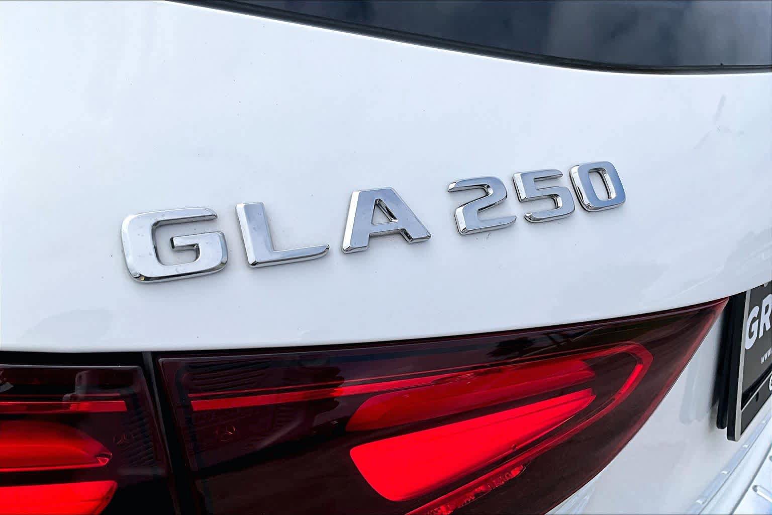 Certified 2025 Mercedes-Benz GLA 250 image 10